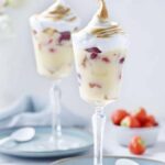Trifle met crème anglaise en meringue